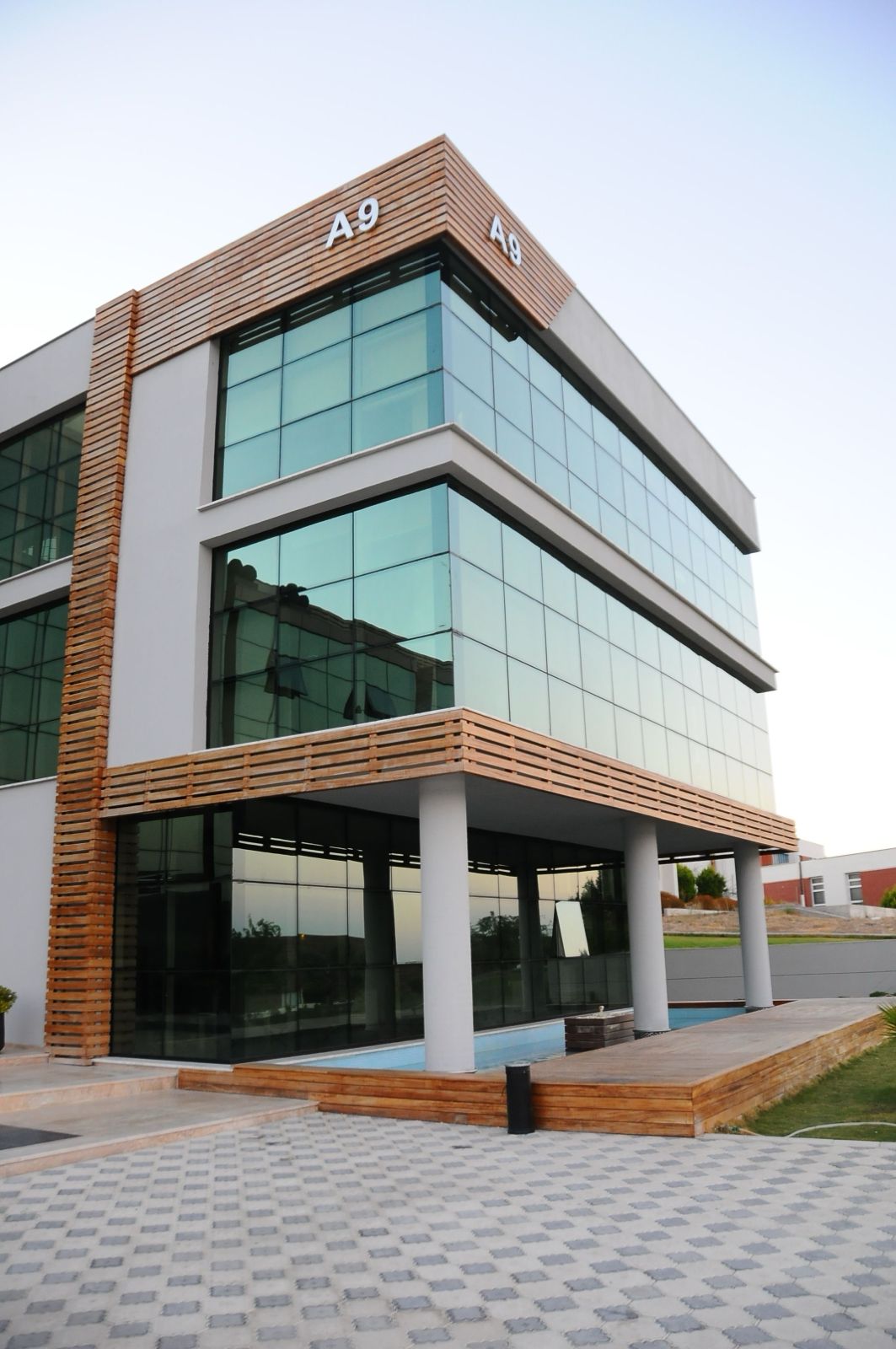 Linovi office building exterior — IYTE Teknopark A9